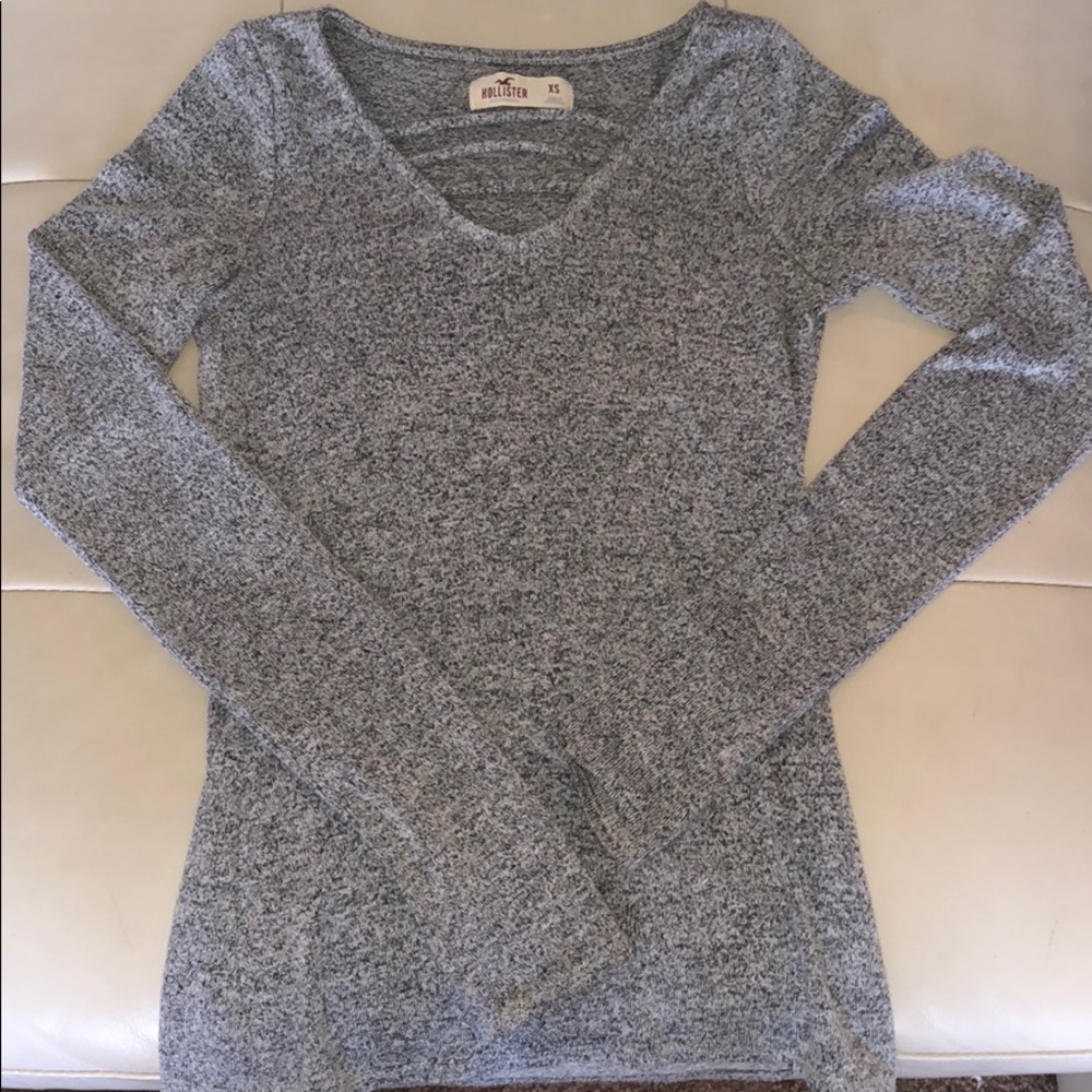 Grey fitted long sleeve